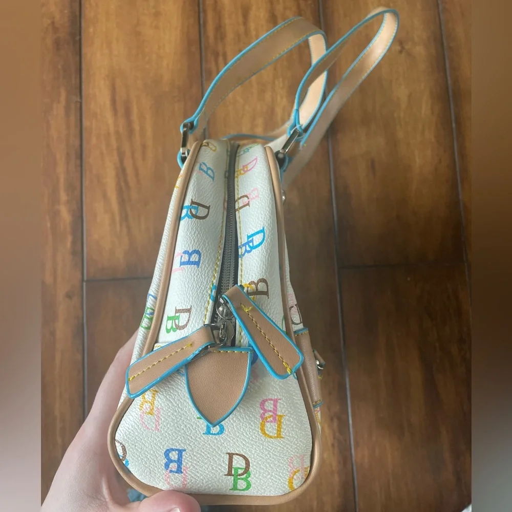 SOLD❤️ EUC Y2k Dooney and Bourke rainbow monagram purse - Picture 5 of 8